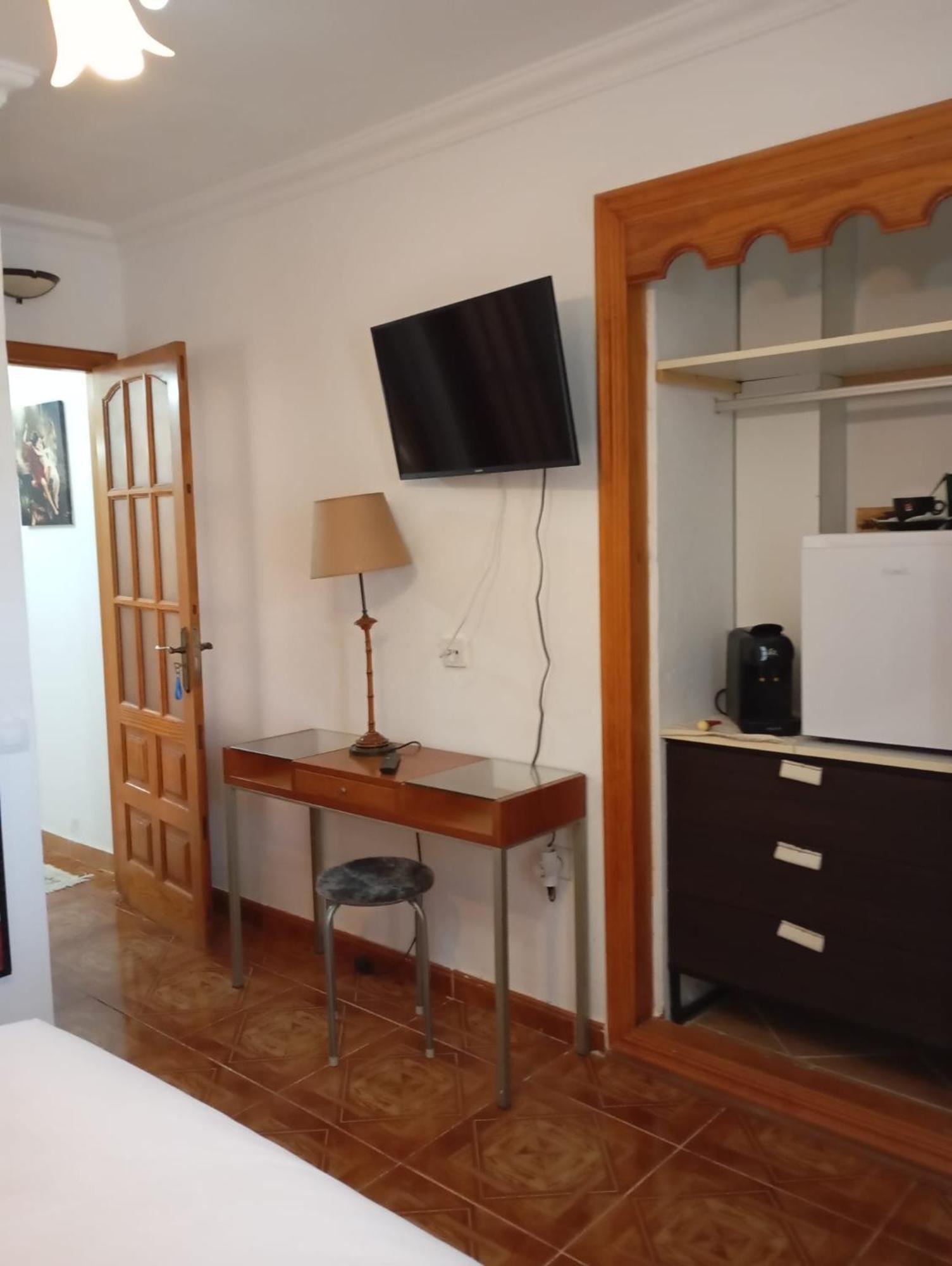 Solo Adultos, Las Tuneras Rooms La Oliva Exteriör bild